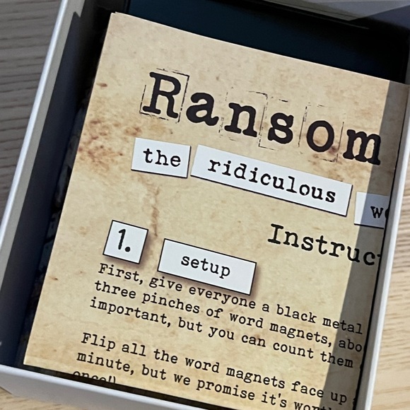 Ransom Notes Word Magnet Game - Picture 2 of 2